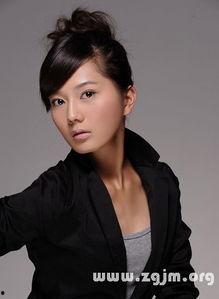 演员杨个人资料,光影交织的演艺人生